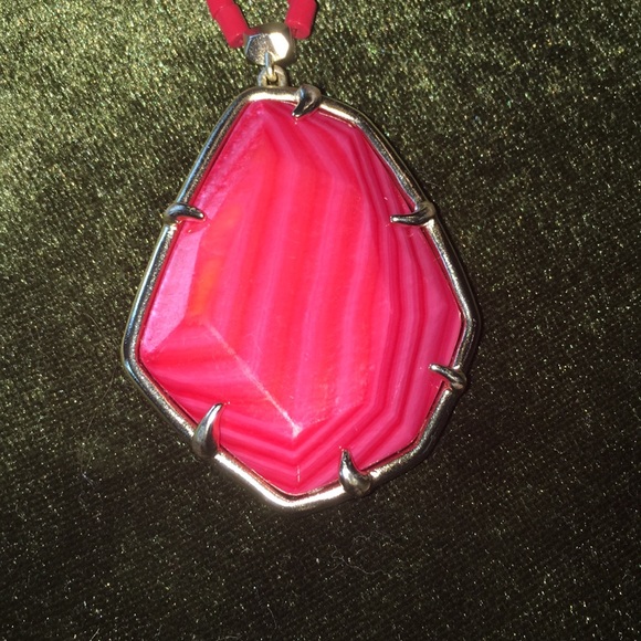 Kendra Scott BETRIX necklace NWT - Picture 4 of 4